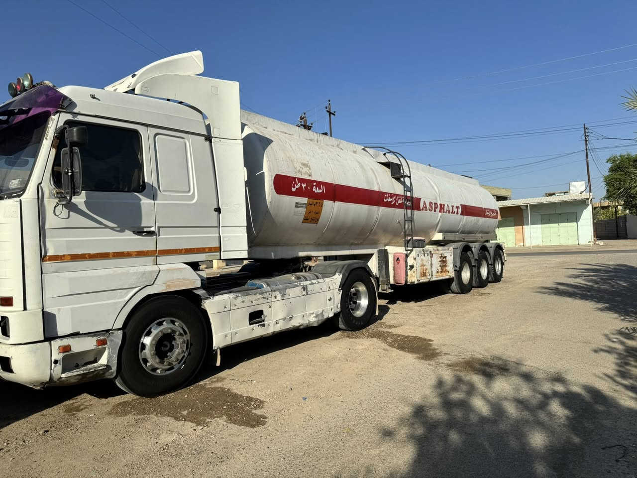 سكانيه ١٤٣ تجفيت جديد راس تخم تاير جاهزه للشغل مابيها نقص برغي سعر ٢٣٥ عنوان الرمادي *********** مكلف بل نشرر
