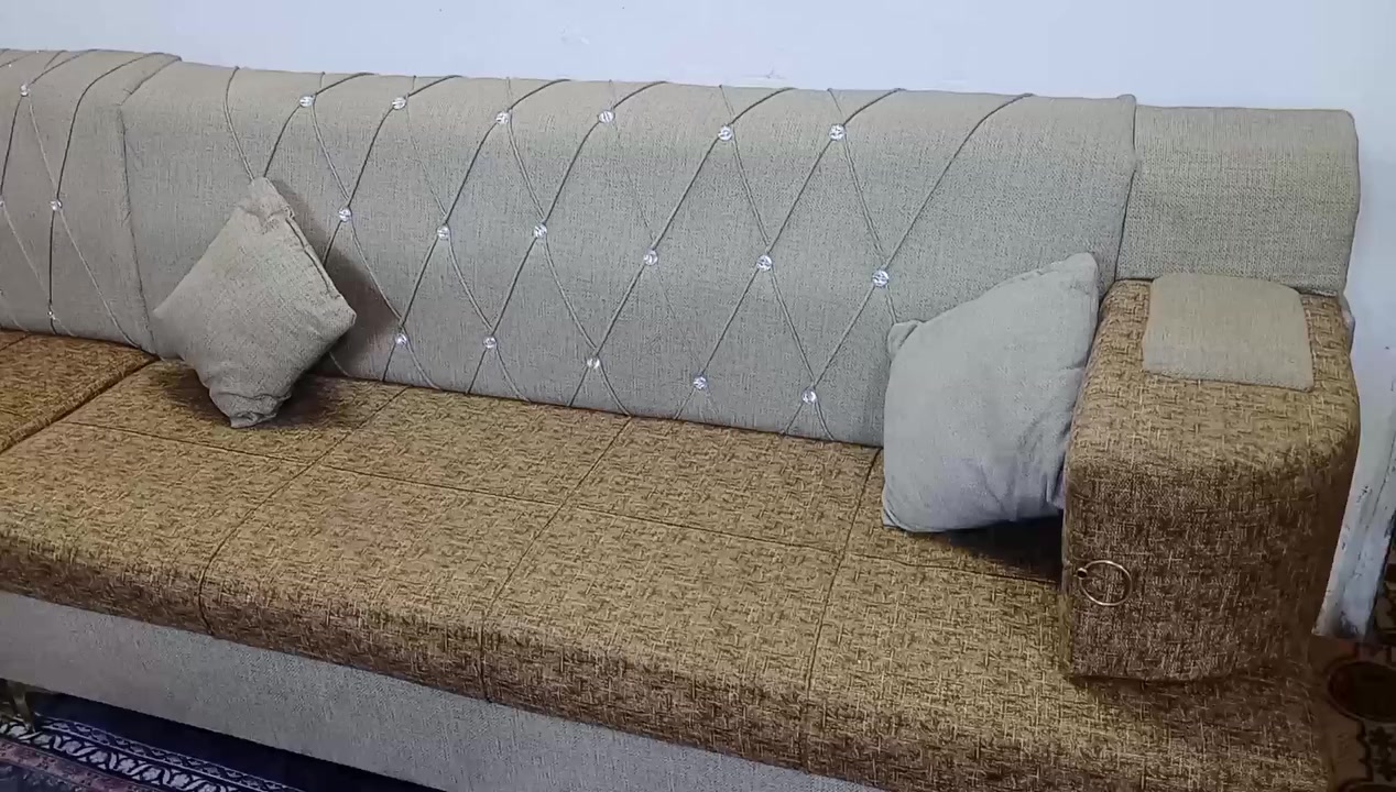 ديوان 17مقعد السعر450


**إذا كنت صاحب هذا الإعلان وتريد حذفه لأي سبب، رجاءا أرسل رسالة إلى الدعم الفني**