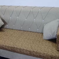 ديوان • ١٧مقعد