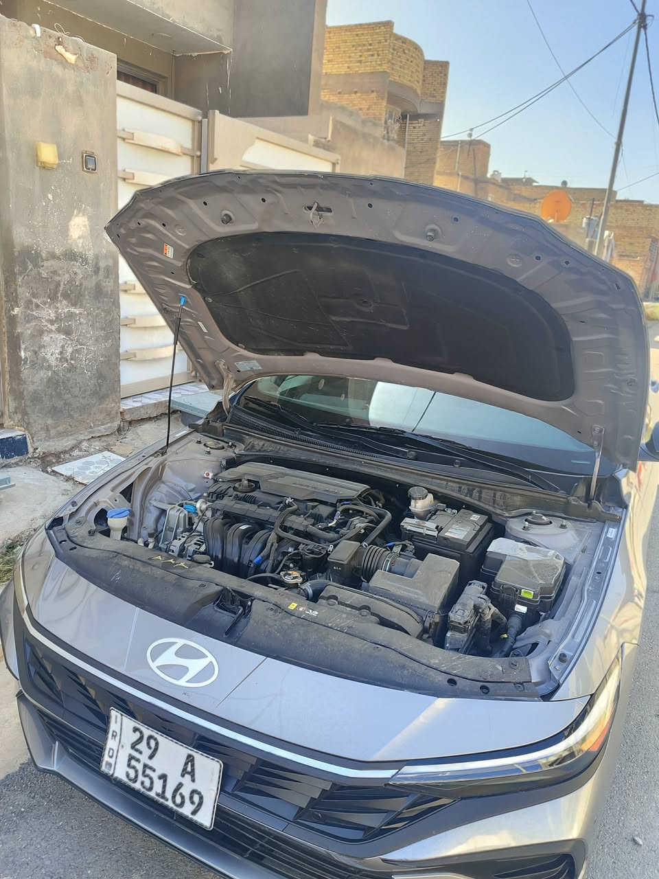 سياره وارد امريكا بيه بس ربع البنيد صبغ كتاب شهداء *********** الموديل 2025السعر 165قفل السياره سبورت
