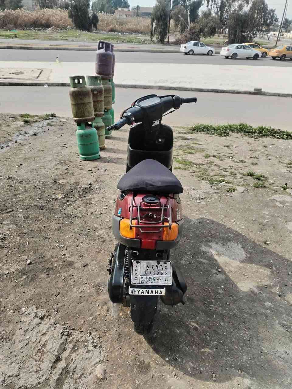 البيع مكينه مامفتوحه بس قبق هندر فقط السعر ويرمنيه كلها شغاله بس يعوزو باتري السعر 350 وبي مجال ***********
