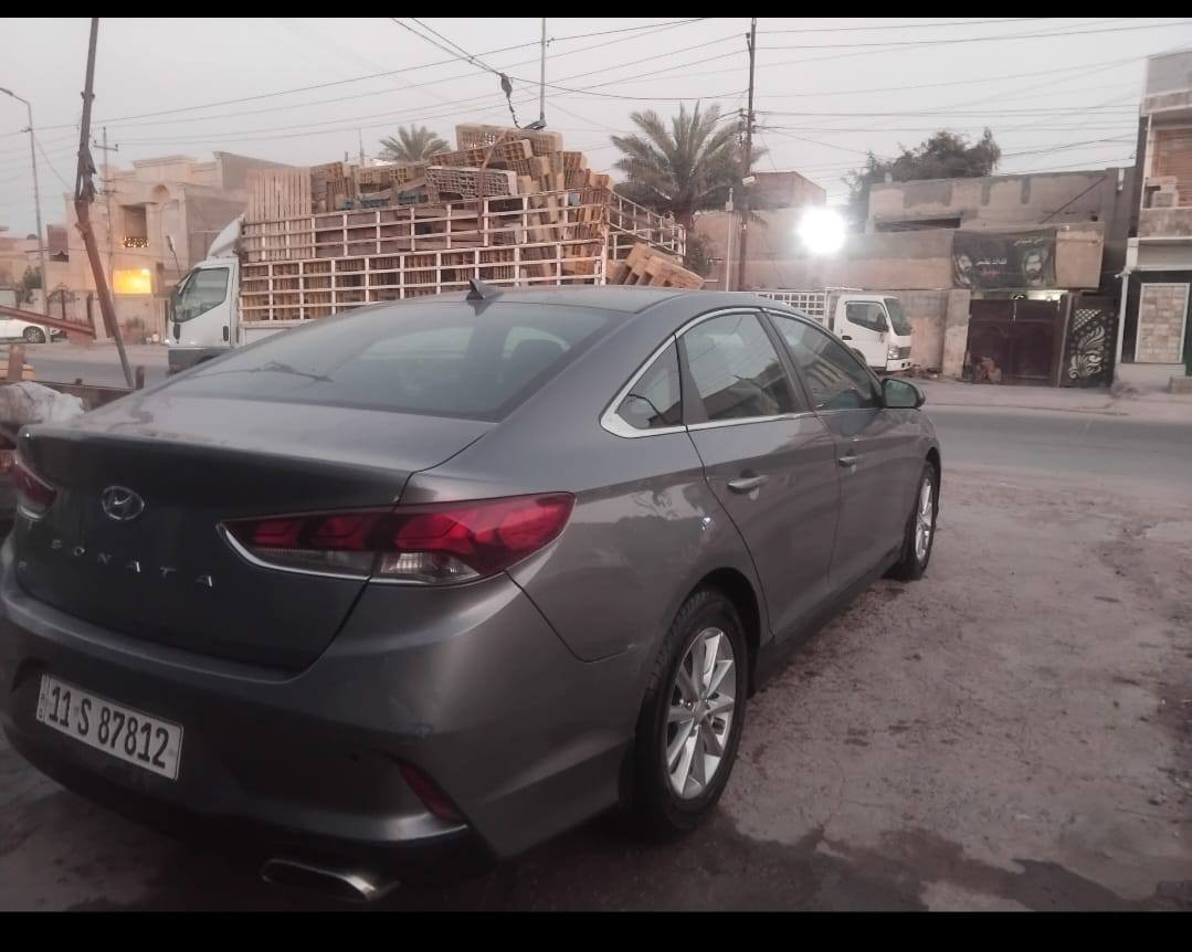 للبيع سوناتا موديل 2019 حادث جملغ امامي أيسر بدون دواخل صور الحادث موجوده بل منشور السياره ماشيه 80 حقيقي حتى مشيها بعده زيرو السياره جاهزه خير من الله محرك 2400 كير مامفتوح تبريد تدفئة صدر امامي وخلفي جديد تخم تاير رقم بغداد أنكليزي بسمي تحويل مباشر السياره بيها 3 قطع صبغ بدون دواخل السياره مال بيت نضيفه جدآ عل وضع الشركة السعر 120 امناسبه جدآ للإستفسار ***********
