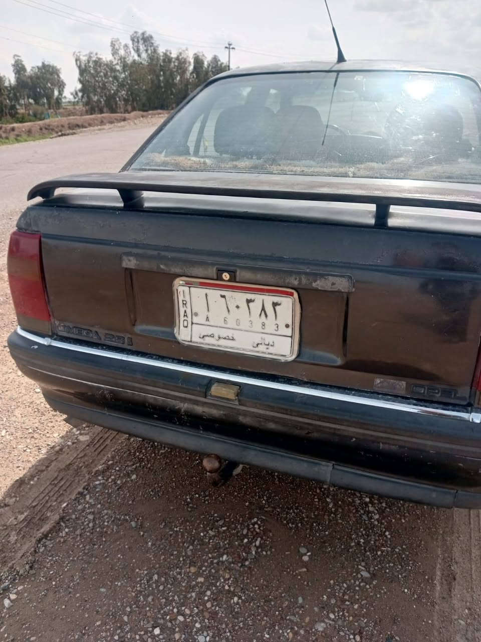 السلام عليكم ورحمه الله وبركاته سياره نوع اوبل اوميكا موديل 93 كير محرك بطه ابشرط لا تنقيص والا تبخير سياره ابلاديه مابيه صبغ السياره بيه جراد قماره وبنيد كير اوتماتيك جديد ومحرك بشرط السعر 25 وبيه مجال قليل  حتى أصل تبريد كله غراض التبريد موجوده حتى الفان شغال سياره. بيه تراي حديث غرفته كلش حلوه تخم تاير صدر جديد رقم ديالى مكان السياره ديالى الخالص ناحية السلام دلي عباس رقم صاحب المنشور ***********
