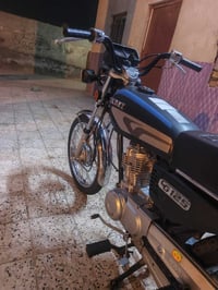 خوان دراجه البيع كلك كلك سعر 750 وبيه مجال اتصل وتدلل 07726904708