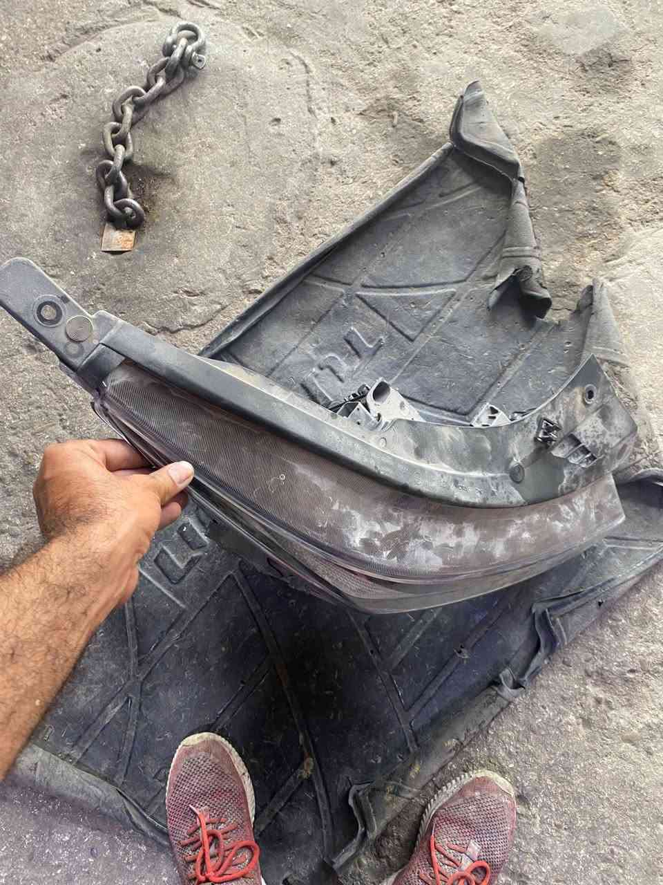 لايت k4 جهه اليمين امريكي اصلي شغال مابي لا كسر ولا تصليح السعر 6 اوراق مكان بغداد مجمع المشن 
***********

