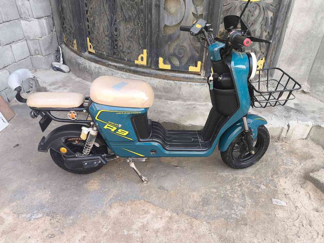 سلام عليكم دراجه شحن البيع وبسعر مناسب R9
5بطاريات المكان بصره كرمت علي ***********
