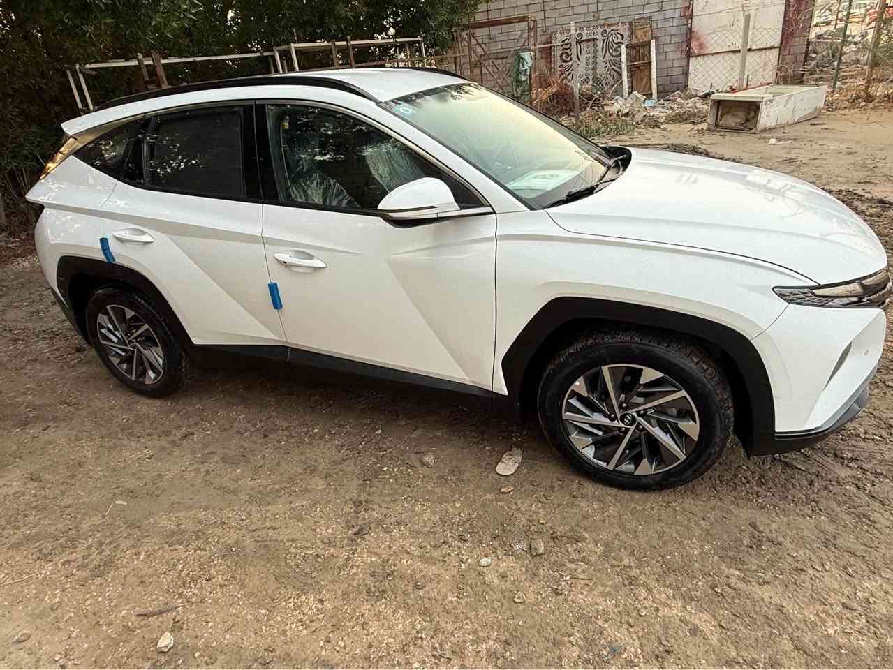 توسان 2020 شكل الجديد شركة الكاصد خليجي مكفولة  فول عدا البانوراما رقم بابل دولي هزه وسنويه جدد 
1/1 بصمه حساسات ويلكب كروم 5
سايد بريك بصمة
مري شفط لايت زنون 
كشنات كهرباء وتبريد 
بكلايت لد تبريد لمس 
ترحيب ذكي رادار امامي وخلفي 
حساسات اماميه وخلفيه 
كامري دواره شاشا تاب
تحكم ستيرن جهتين 
كشافات ليليه 2
قياده ذاتيه مكينه 2000دوش
كير اي تي المرغوب 
ماشيه 97 
السياره جديده عله ايد وحده 
السعر 205وبيها مجال 
مكان السياره النجف/كوفة/سيطرة معمل ببسي الكوفة
***********//*********** النجف, العراق
