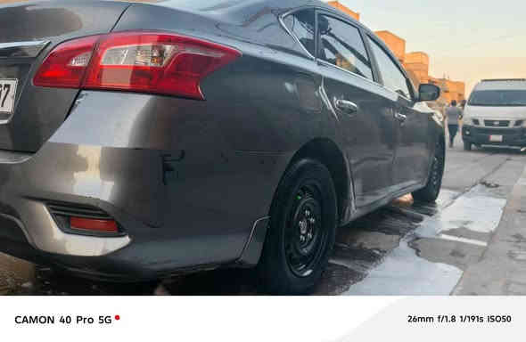 سيارة نيسان سنترا 18 للبيع حادثها في بغداد جهة اليمنة
تخم تاير جديد ويلات جديدة صدر امامي خلفي جديد
السعر 97$ السيارة باسمي سنوية جديدة أرقام إنكليزي مع تحياتي للجميع 
*********** أبو حيدر
