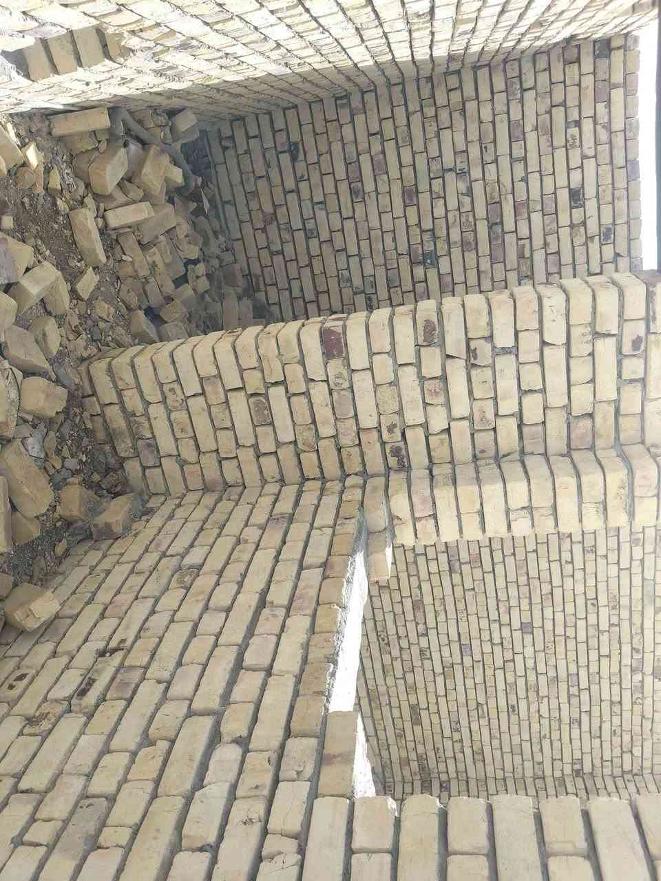 سلام عليكم
هيكل للبيت مساحة 100 متر بحي السبل قرب سجن الاصلاحي سايمه 20 مليون وبيه مجال للطيبين 
اتصل وتدلل ***********
