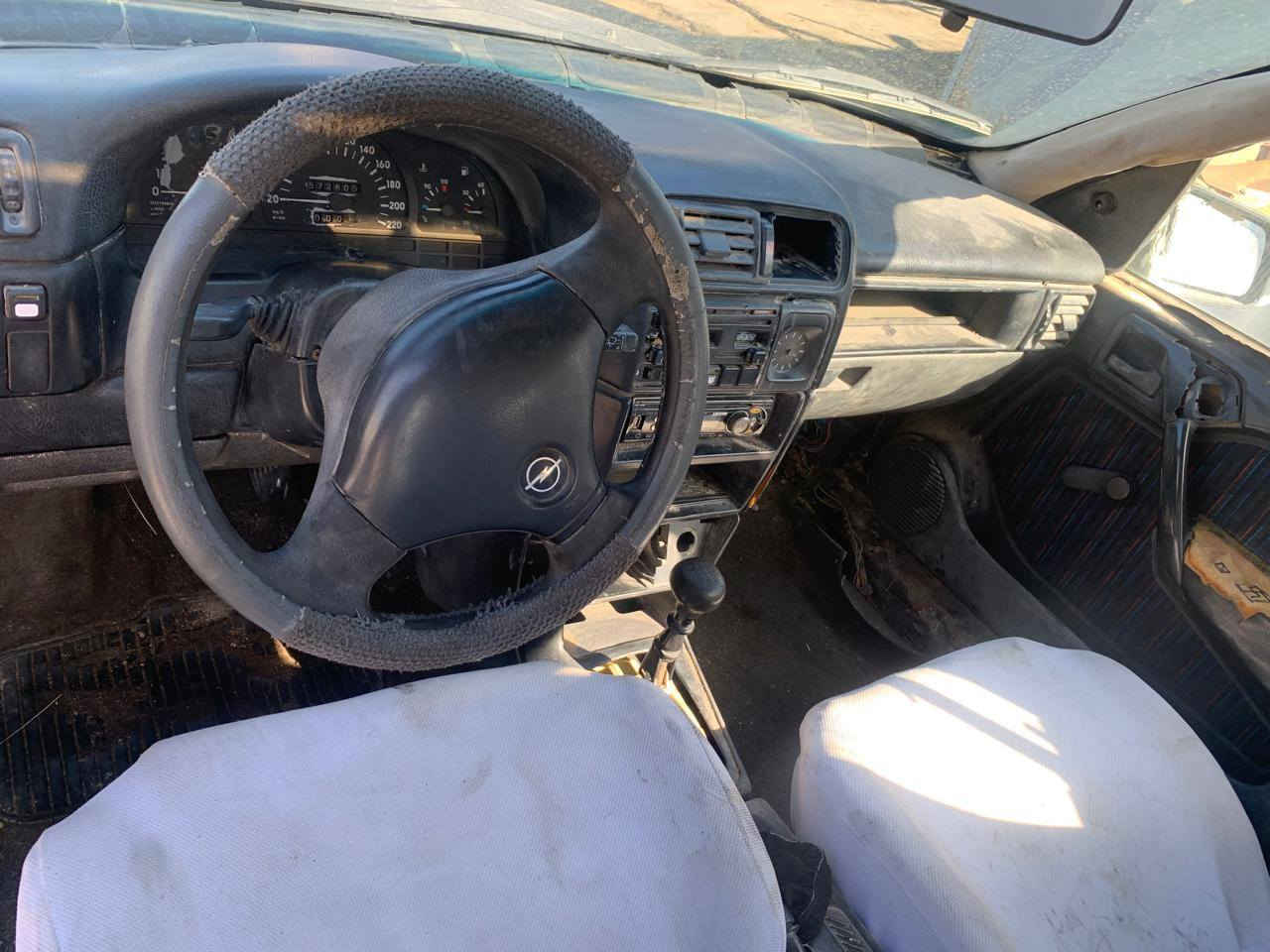 السلام و علیکم
للبیع اوبل فکترا مودیل ۹۱ حجم ۱٨ سنویە اخضر کارتون سیارە محرک و گیر مضبوط و الگشر مبین بالصورە 
رقم الموبایل *********** مکان سیارە داقوق
