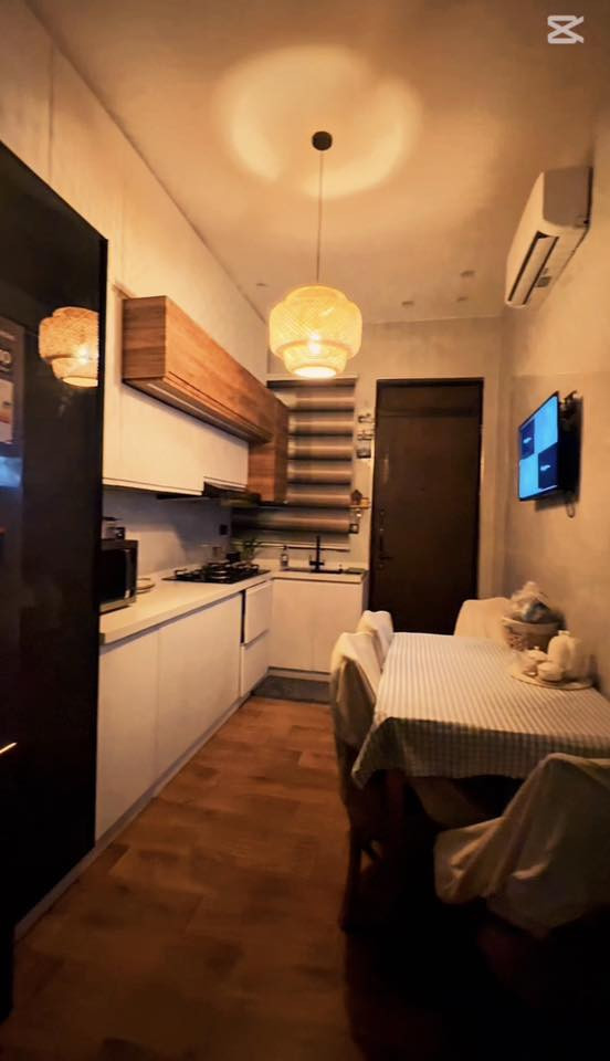 للبيع .. 👌👌👌
بسعر مناسب جداً 🔴

المساحة 100 م ( 6.25 * 16) 
الدورة - مدخل البُوعيثة شارع صيدلية بسمة الحياة - خلف الجامع الكبير 

موقع ستراتيجي كل شي بقربك 
حين التوجه للسريع بالامكان التوجه للرصافة او التوجه للكرخ عبر جسر الجمعية 

البناء طراز عالي متميز ومتوفرة جميع صور البُنى التحتية وكل شيء واضح … 

منظومة كاميرات مراقبة 📸+ منظومة سحب الدخان من المطبخ 💨 ( صاروخية للسطح ) 
+ منظومة انترنت 🛜 
منظومة مياه 💧 متكاملة معزز للضخ ( شمجي ) 
منظومة شبابيك عازلة تماماً عن الضجيج وعن الغبار 

والكثير من المميزات بهذا المنزل المبارك 🏡… 

للتواصل واتساب :- 
***********
