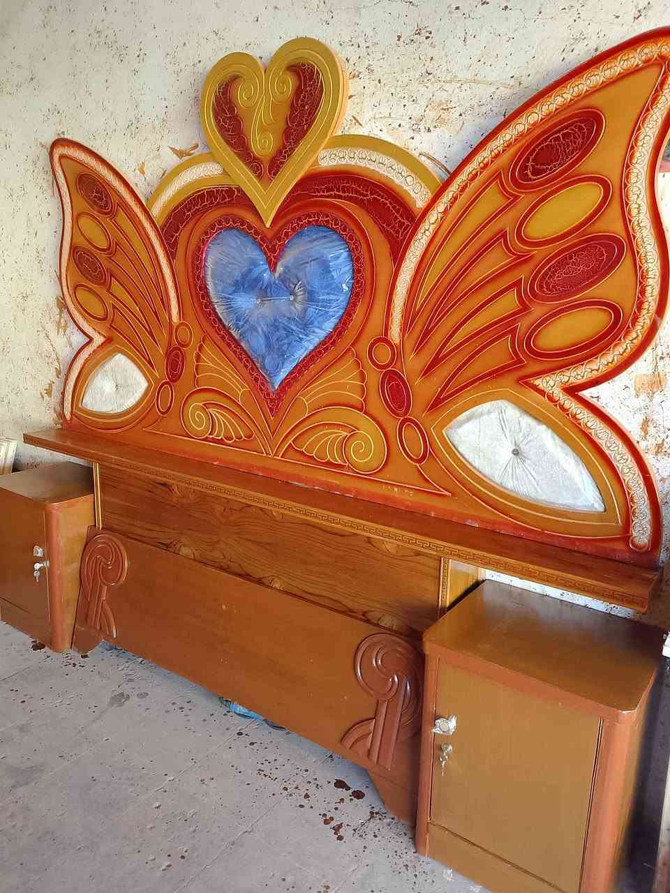 غرفه سته ابواب صاج السعر 500العنوان النجف شارع المدينه سوق الحديقه مقابل محلات البلديه الرقم. ***********. علما الغرفه بدون زاويه النجف, العراق
