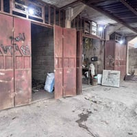 الحصوه مقابل الكمرك • ٢٠٠م • ٤ محلات