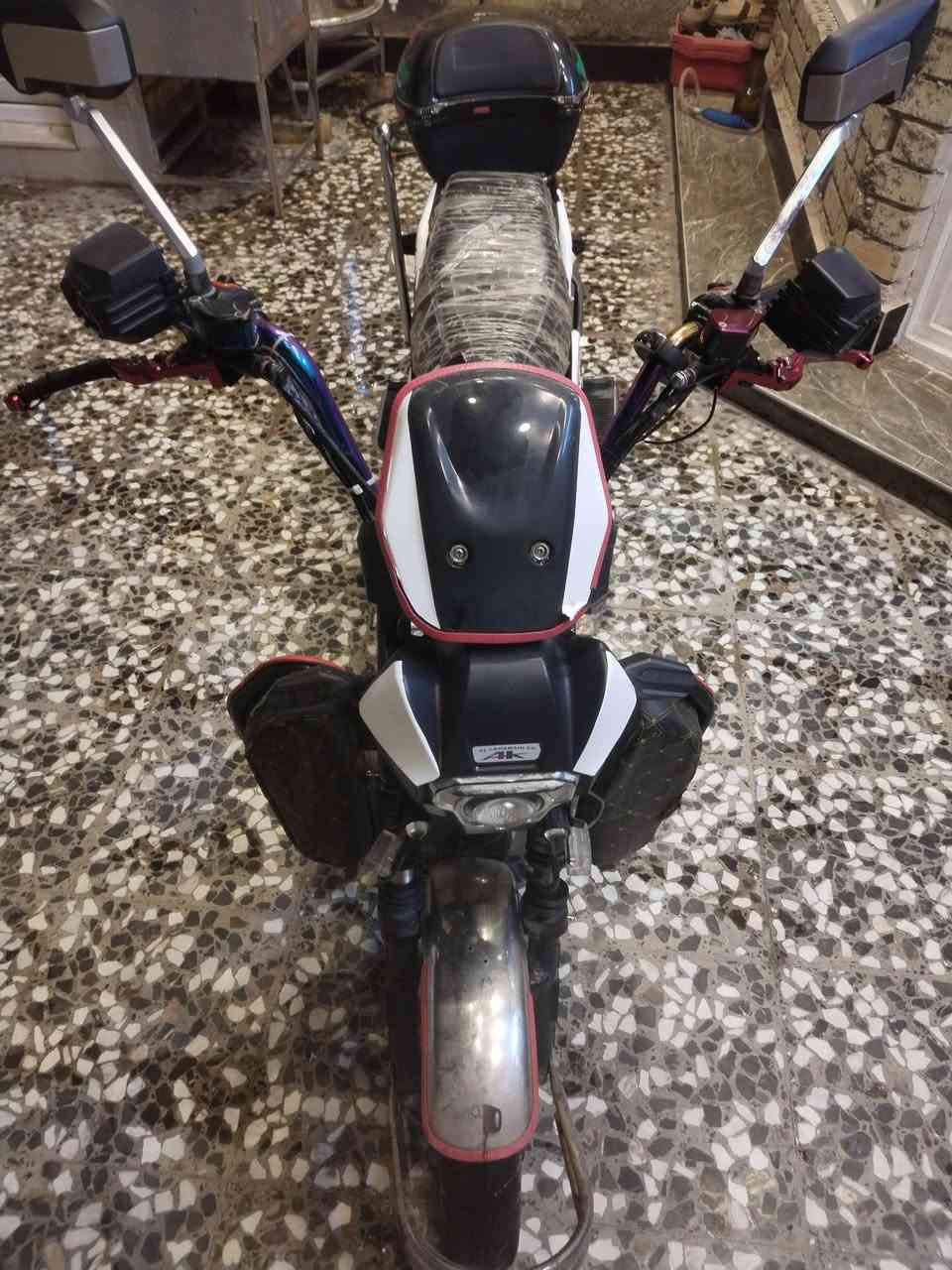 للبيع دراجه جبلي 5 بطاريات
وعل فحص السعر 450 
الستفسار ***********
