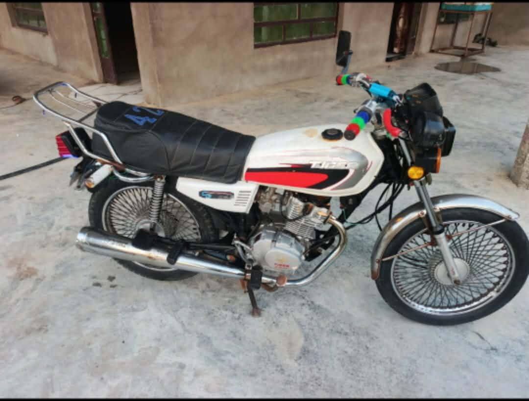 السلام عليكم للبيع دراجه تايكر 2020
اوراق اسكنر دراجه  جديده ومكفوله من كلشي كهرباىيات كله شغاله محرك بدل بس ولفات مكان بابل سوق دوهان 
***********
سعر 400 وبيها مجال
