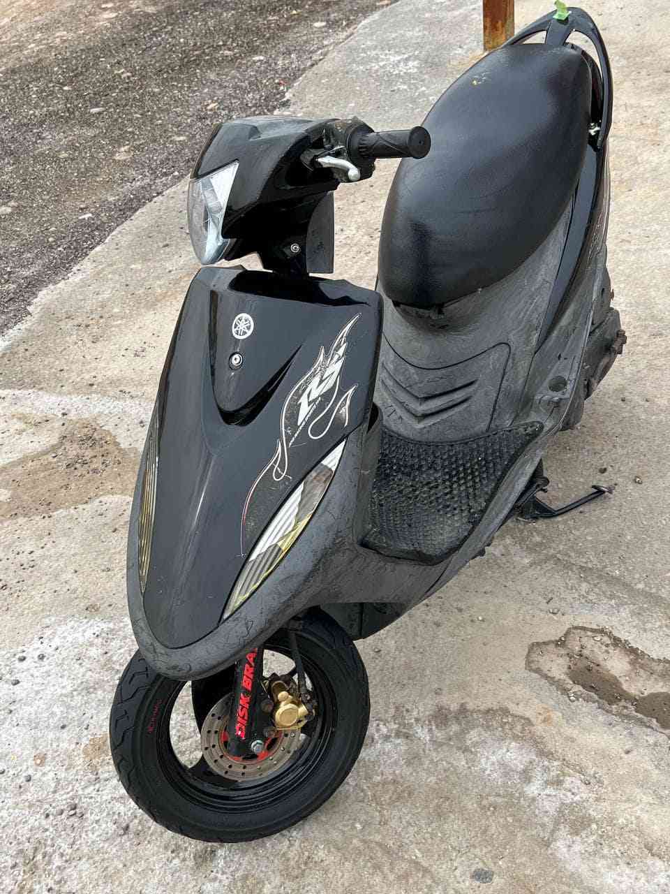 سلام عليكم ورحمة الله وبركاته دراجه ماكس للبيع دراجه جديده مال رمبه صار اقل شهر نازله رمبه ملاح فول ماشيه ٢٠الف مكينه جديده برغي ممفتوح بيه كله بلاديه  ختم واحد دهن امزويل وبانزن محسن سعر خاص او اتصل عله رقم الهاتف *********** مكاني بغداد لبياع تقاطع درويش
