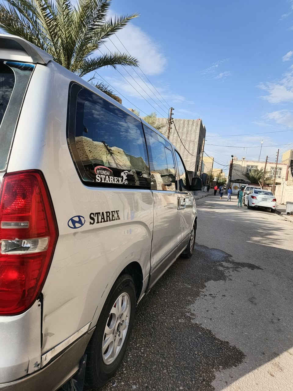 ستاركس 2009 مفتوح بيها تبديل جنطه وباب سلايت واحد وموجود الباب لليريده بصره مشروع وطني ***********
