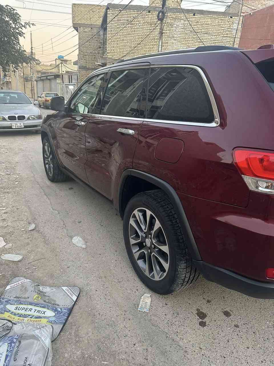 السلام عليكم

جيب وكالت هارلم ٢٠١٨

السياره فلول موصفات 

كشنات تدفه تبريد 

رادارات أمام خلفي 

رادارات جوانب 

شاشه كبيره 

السياره احله من الصور بهواي 

او بعد بيهه هوه موصفات 

السياره بيه صبغ باب سكن السايق شبير او الخلفيه شبير او صوره السونر منزلهه بل منشور 

السياره رقم اربيل بسمي هزه جديده او تحويل ثاني يوم 

عنوان السياره لاعضميه راغبه خاتون ***********

٢٥٥$
