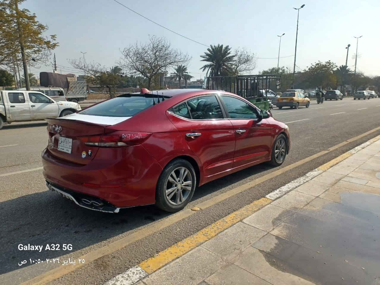 سلام عليكم للبيع النترا مديل 2017سياره بسمي رقم بغداد مشروع وطني شاشه الكبيره تحكم استيرن جهتين تبريد شغال ويل كب رياضي باتري جديد حداديه نضيفه السياره جاهزه من كلشي ماشيه 131 السعر$117وبيه مجال العنوان كربلاء الاتصال ***********////***********
