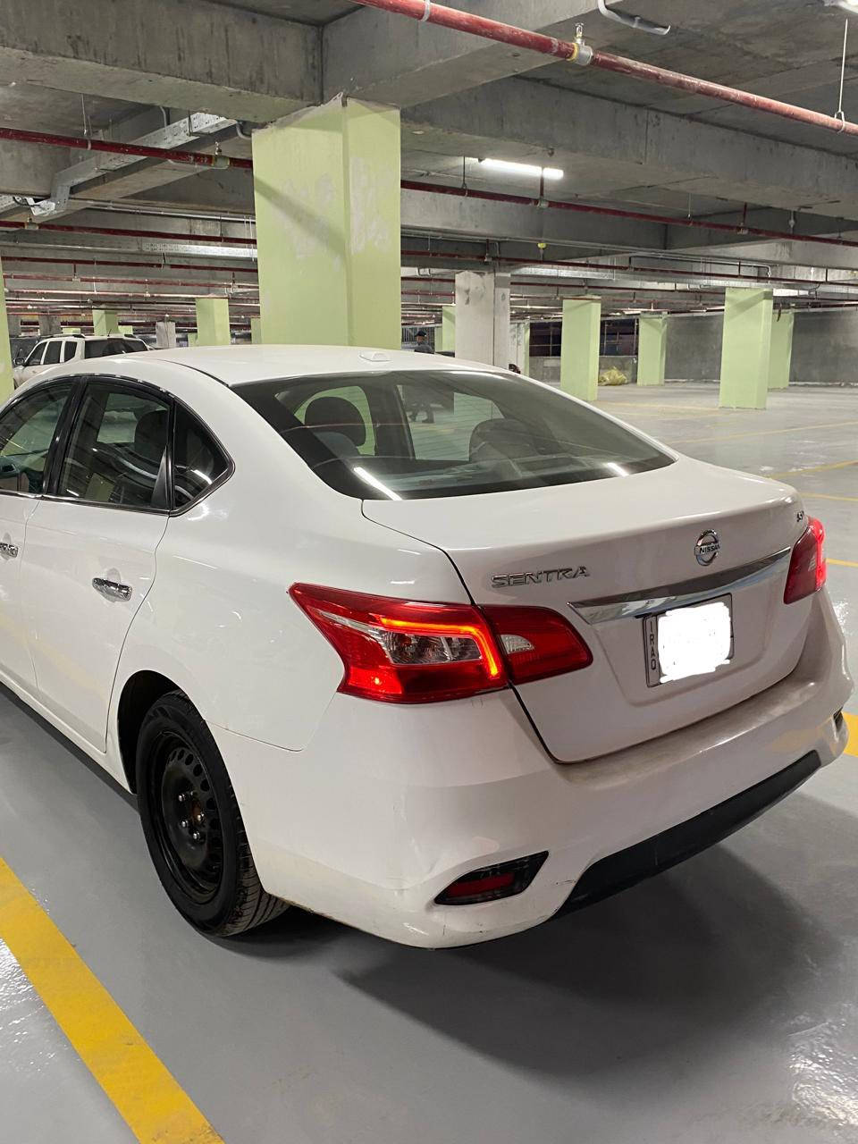 نيسان سنترا 2019 
ادوات ادوات ادوات (بدون رقم )
فئة SV
محرك 1800 + كير جديده بمعنى الكلمه 
✅بصمة
✅شاشه 
✅كاميرا دواره 
✅تحكم ستيرن جهتين 
✅داخل اسود 
✅ويل 16 عادي + كباته موجوده 
✅تبريد شغال 
✅حدادية جديده 100‎%‎ 
‏✅ABS + مانع انزلاق 
✅بلوتوث + منفذ AUX +USB
✅تخم تاير جديد 
السياره جديده بمعنى الكلمه ومديلها عالي 2019 
ما عايزه اي شي 
السعر 52 وبي مجال للطيبين 
مكان السياره النجف 
للأستفسار الاتصال على الرقم ‭0784 195 0680‬
