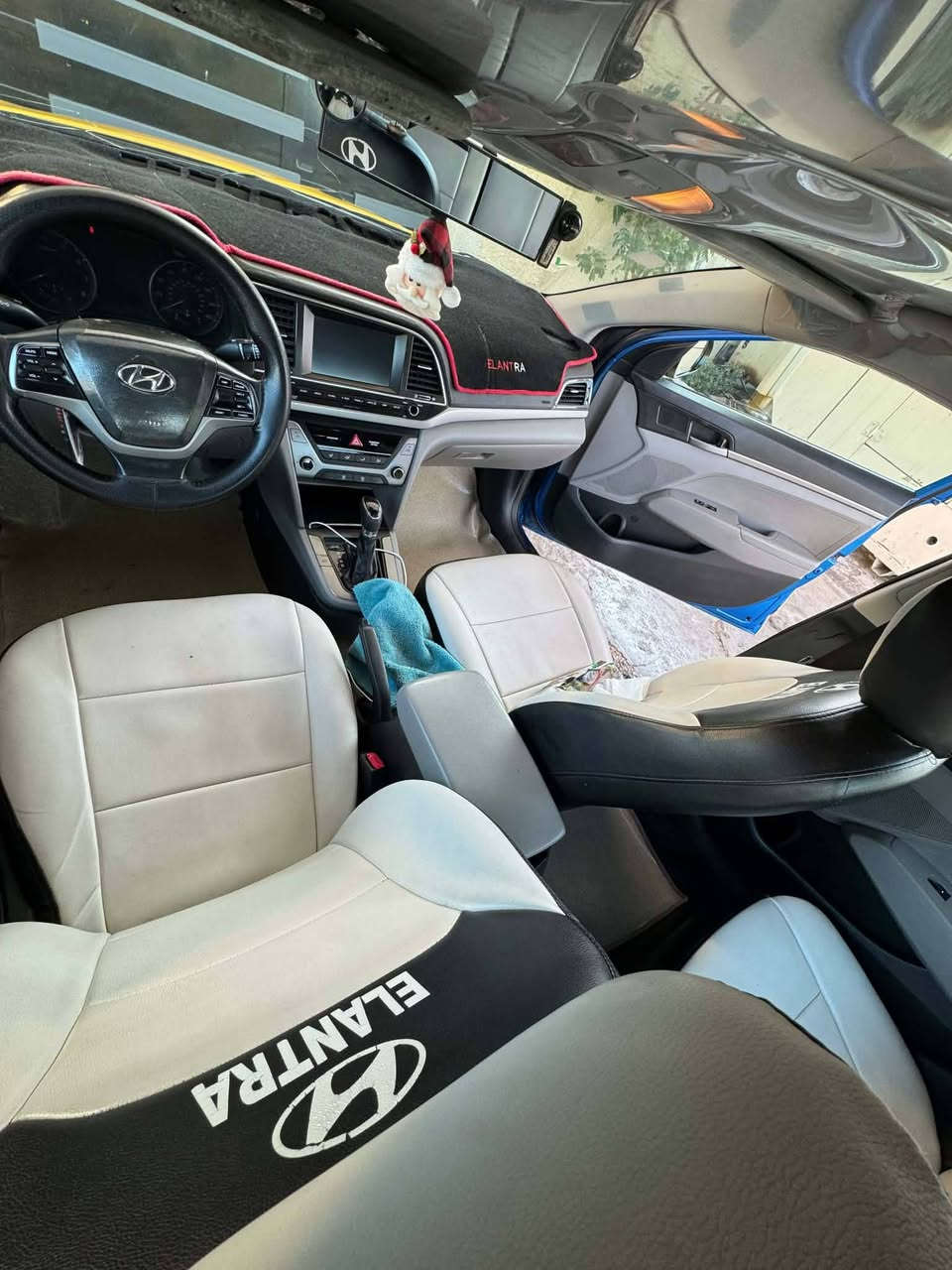 سلام عليكم النتره ١٧ السياره نص فول حادثه جاملغ خلفي بدون دواخل تخم تاير تبريد باتري جديد مصفره هيه اوغرمات مكينه كير خير من الله سياره ليبل واحد مدوشمه دوشمه عامه السعر ١١٨ مكانه بغداد المحموديه علمن اني مكلف بلنشر‏‪***********‬‏ هذا رقم صاحبه انته وياه
