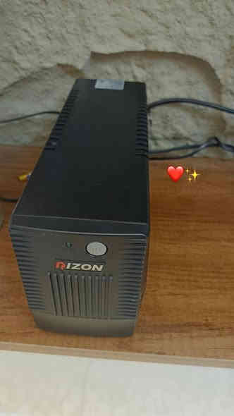 بلي 4 للبيع مصالي هواي
اشتريته مستخدم
يدات ٢  ثنين  قرص GTA
جهاز ممهكر بيه حساب 
الحساب بيه فيفا وكلفيوتن
وياه يو بي اس 
السعر ٢٢٥ وبيها مجال مكاني الدوره 
***********
