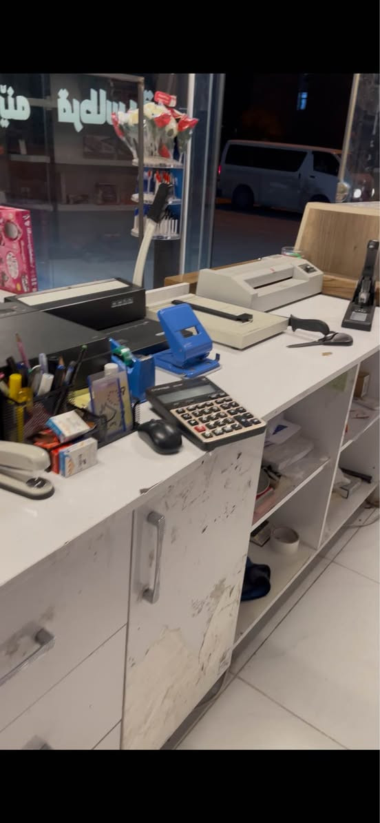 ميزه بو فروتنئ دارئ عصلى ده ره جه ئيك 
درئژى ٢٨٠ سنتيم 
فره هى ٦٢ سنتيم 
بو پتر پيزانينان په يوه ندى بڤئ ژمارئ بكه 
0750 872 6160
————————————-
ميز للبيع خشب عصلي درجة اولي 
طول ٢٨٠ سنتيم 
عرض ٦٢ سنتيم 
للمزيد من  معلومات اتصل ب هذا الرقم 
0750 872 6160 دهوك, العراق
