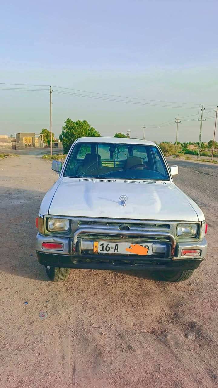سلام وعليكم بيكم تيوتا هايلكس 90.سياره مكفوله من الكلبه والضربه صبغ جمالية #محرك_كروسيدا_شرط #كير5نمر_شرط باور ستيرن كهربايت شغاله #شاصي شرط رقم نكليزي ديوانيه سنويتة 31 مداور مباشر .
#السعر38
السيارة موجوده بالسماوة 
***********
