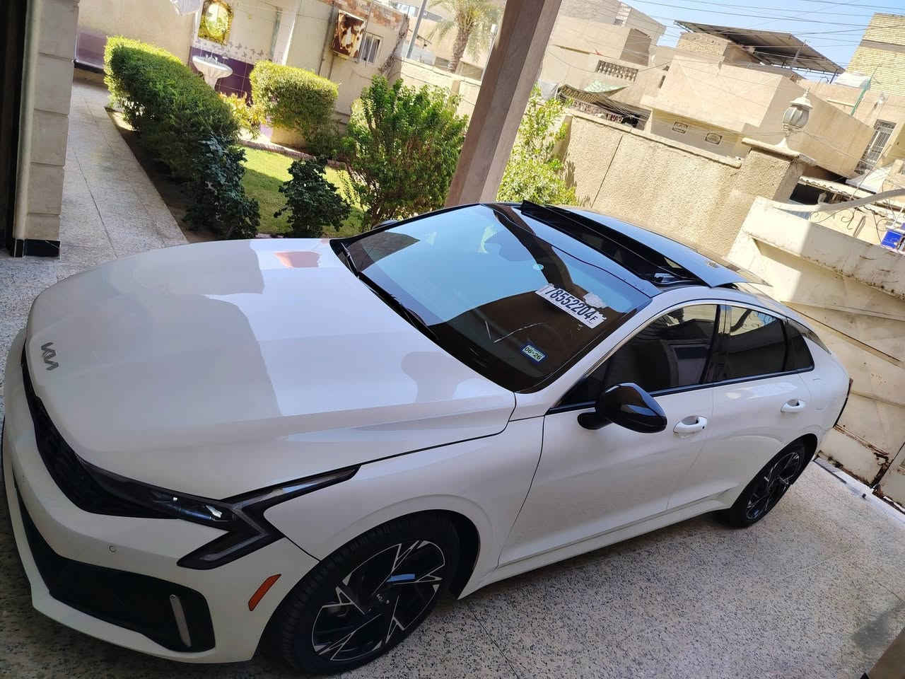 كيا  K5  موديل 2025  جيتي لاين   فول موصفات
محرك 2500 تنفس طبيعي   ماشيه 17 رقم بغداد
حادثها بنيد تبديل وصبغ  ومقدمه الجاملغ بارد فقط
السعر 225$ وبيها مجال بسيط  *********** 
بغداد الكرخ حي العامل  بيع فقط بدون مراوس
***********
