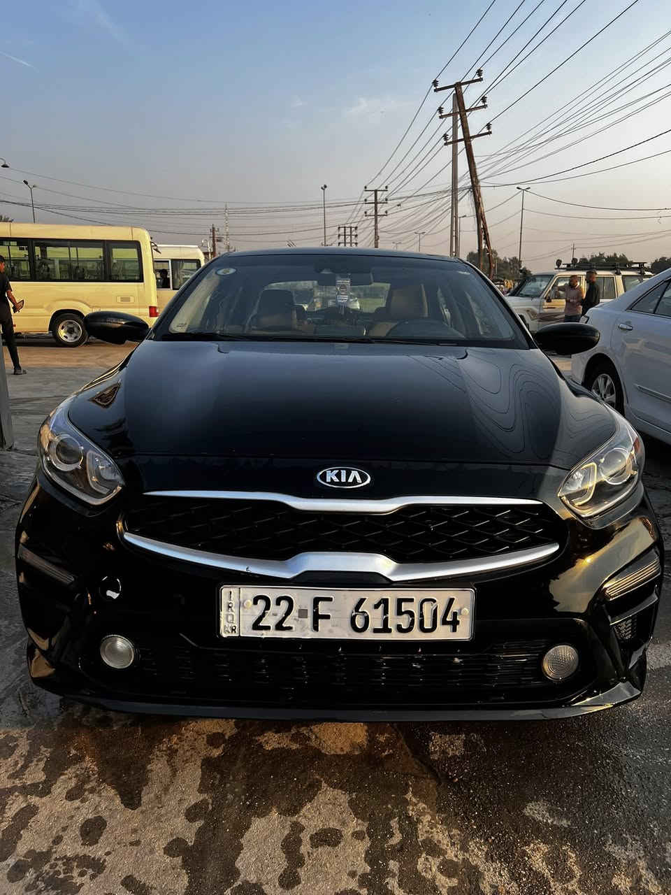 السلام عليكم
فورتي موديل 2020
حادثها مثل مامبين بالصور
محرك 2000 
كير cvt وشادلها براد سعره ٤٥٠ دولار
ماشيه 72mi
موصفات LX
سياره مرتبه مابيها نقوصات
رقم اربيل هزه جديده لسنه ٢٧
مبدل باب وره السايق وبيها طخه صغيره باب السايق مبدل
السيارة بأسمي
دوشمه جديده جلد مالتها الاصلي
مكان السياره بغداد
سعرها ١٣٠
*********** فقط واتساب
