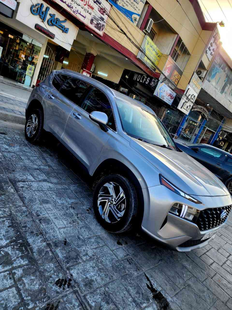 سلام عليكم للبيع فقط مكلف بلنشر الاتصال بلرقم مال صاحبه جوه 
سنتافي موديل 2023 وارد امريكي 
فول مواصفات عدا الفتحه والفور ويل
حادثه مرفق صور امريكا بلمنشور
5 راكب 
محرك ٢٥٠٠ تنفس طبيعي 
شاشه كبيره كامره دواره 
تحكم استيرن جهتين 
تبريد قطعتين كشن كهربائي سايق تدفئه بلكشن شاحن وايرلس وظعيات قياده اطفاء ذاتي اريل نفكيشن جنطه كهرباء وباقي مواصفات معروفه ماشيه ٦٠ مايل
رقم اربيل الدولي تحول مباشر وسياره جديده وجاهزه مابيه اي نقص
سعره اتصل بلرقم مال صاحبه 
 بغداد جكوك
اي استفسار/ ***********
