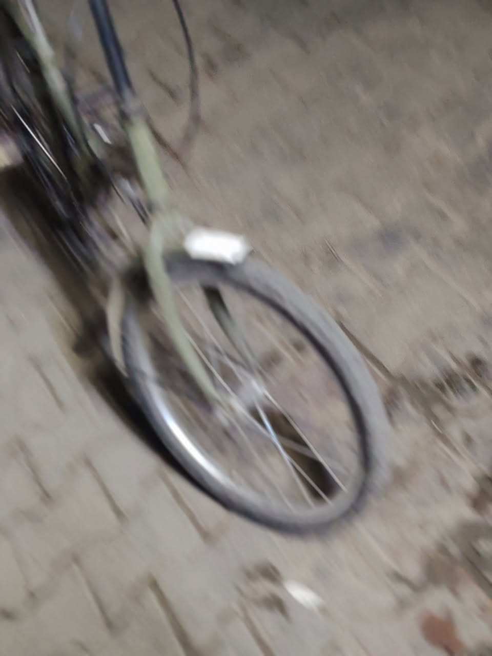 بايسكل ابو الطبكة للبيع السعر ٥٠ وبي مجال كركوك حي عدن بيع مستعجل


**إذا كنت صاحب هذا الإعلان وتريد حذفه لأي سبب، رجاءا أرسل رسالة إلى الدعم الفني**