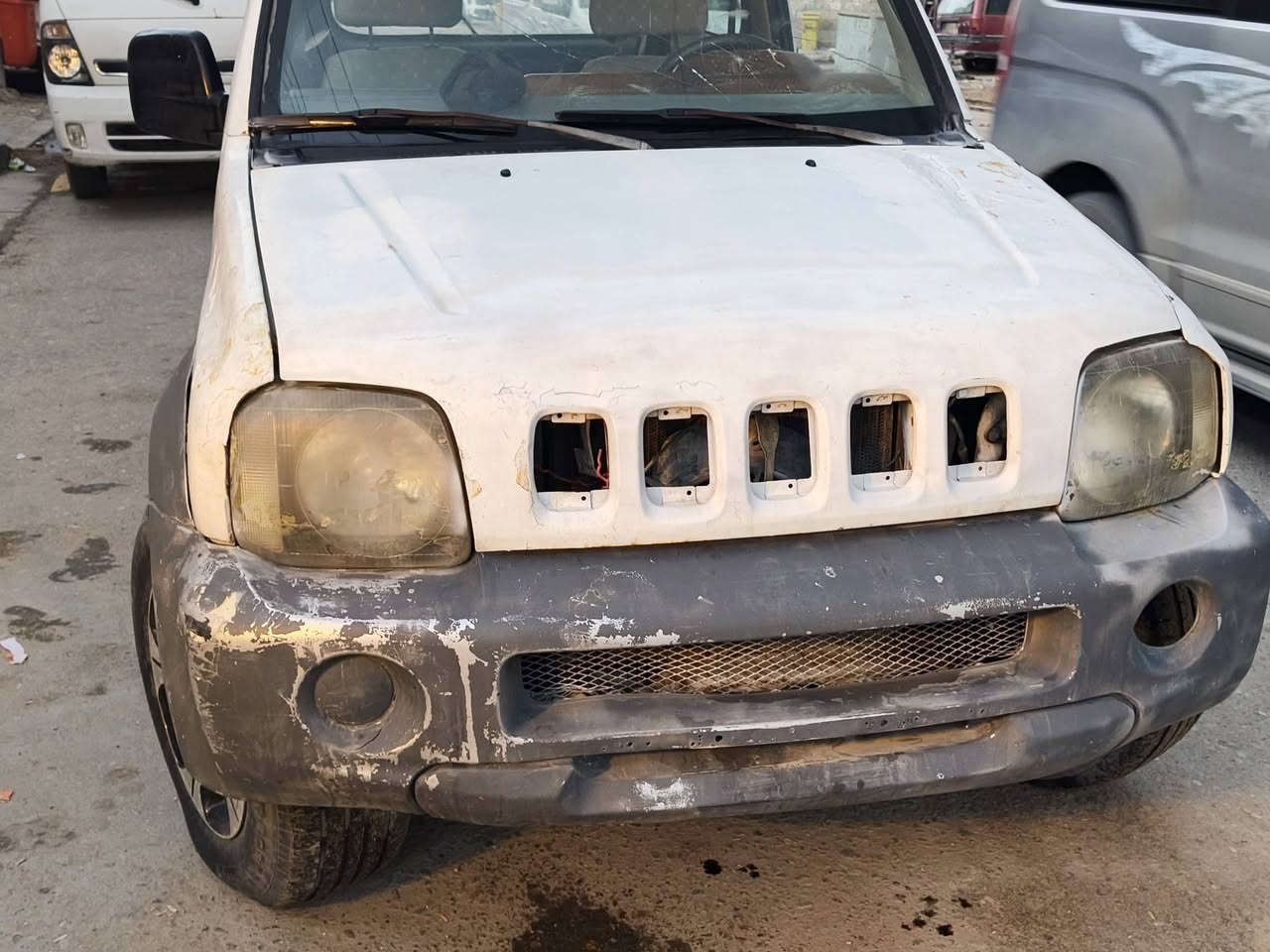 سياره سازوكي جمني أدوات للبيع سعر قفل ١٥ ورقه سياره جاهزه ماعده تصليح جاملغ مكان سياره بصره ***********
