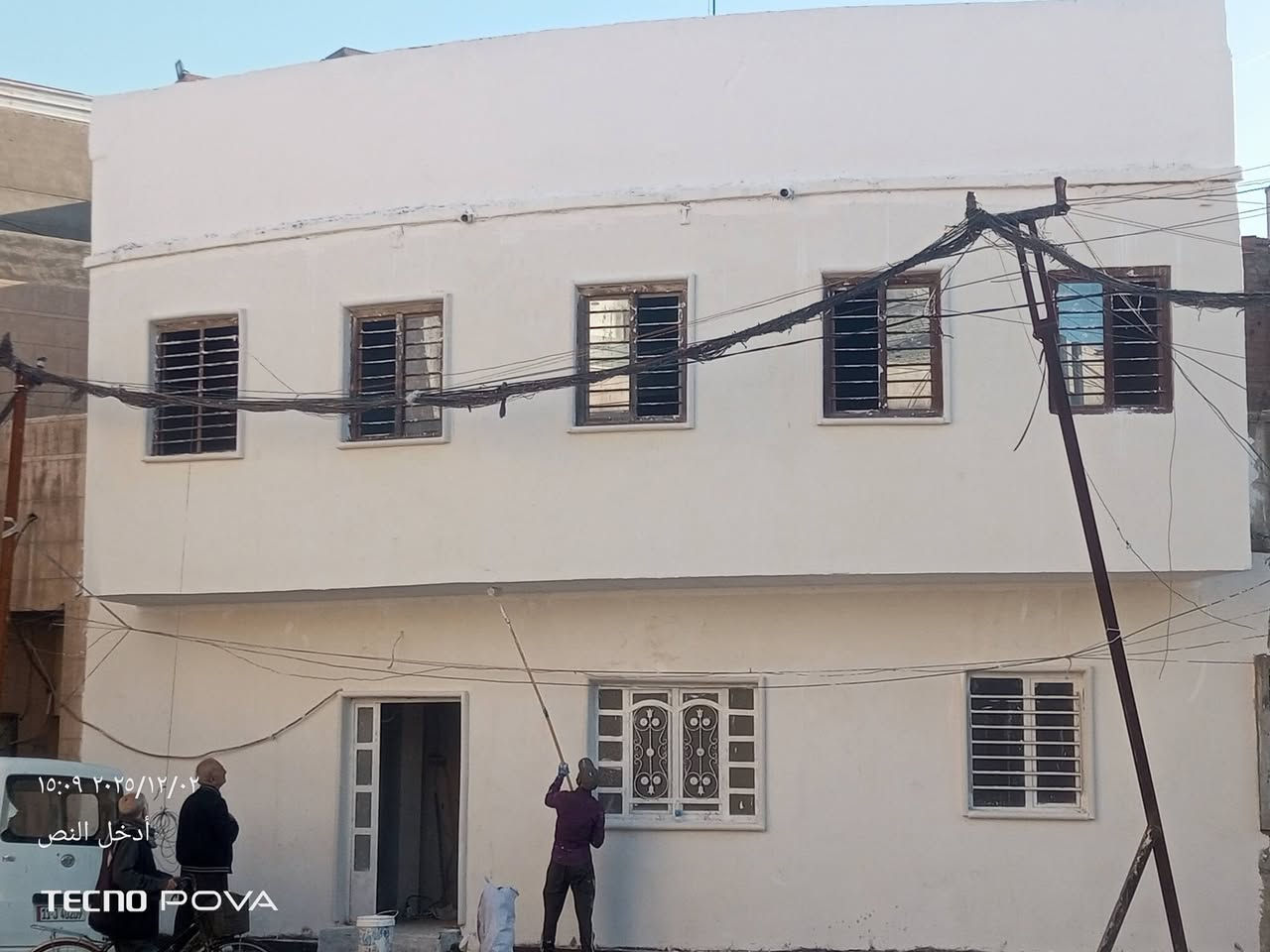 خلفه لبخ ونثر وطلس وتطعيم وتكنيد مساطر شغل قطعي وعل متر وبل يوميه  درجه اولى وشتغل  جميع المحافضات  تصل وتدلى   ***********واتساب
