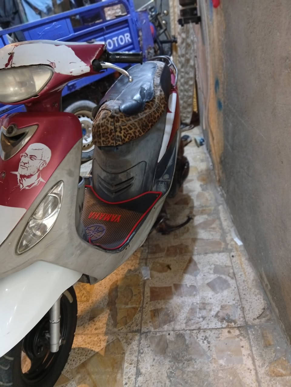 دراجه للبيع سعر 600 بيه مجال قليل دراجه بس ولفات دراجه كهربائيات شغاله لايت زنون هورن نكره وسلف دراجه كدام عيونك الرقم بس واساب ***********
