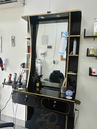 ميز حلاقة • عدد ٢ • كركوك