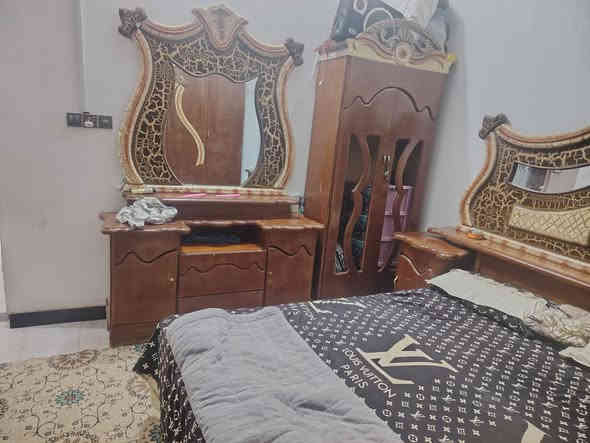 غرفه اخشاب للبيع المكان الناصريه السعر 500  ***********
