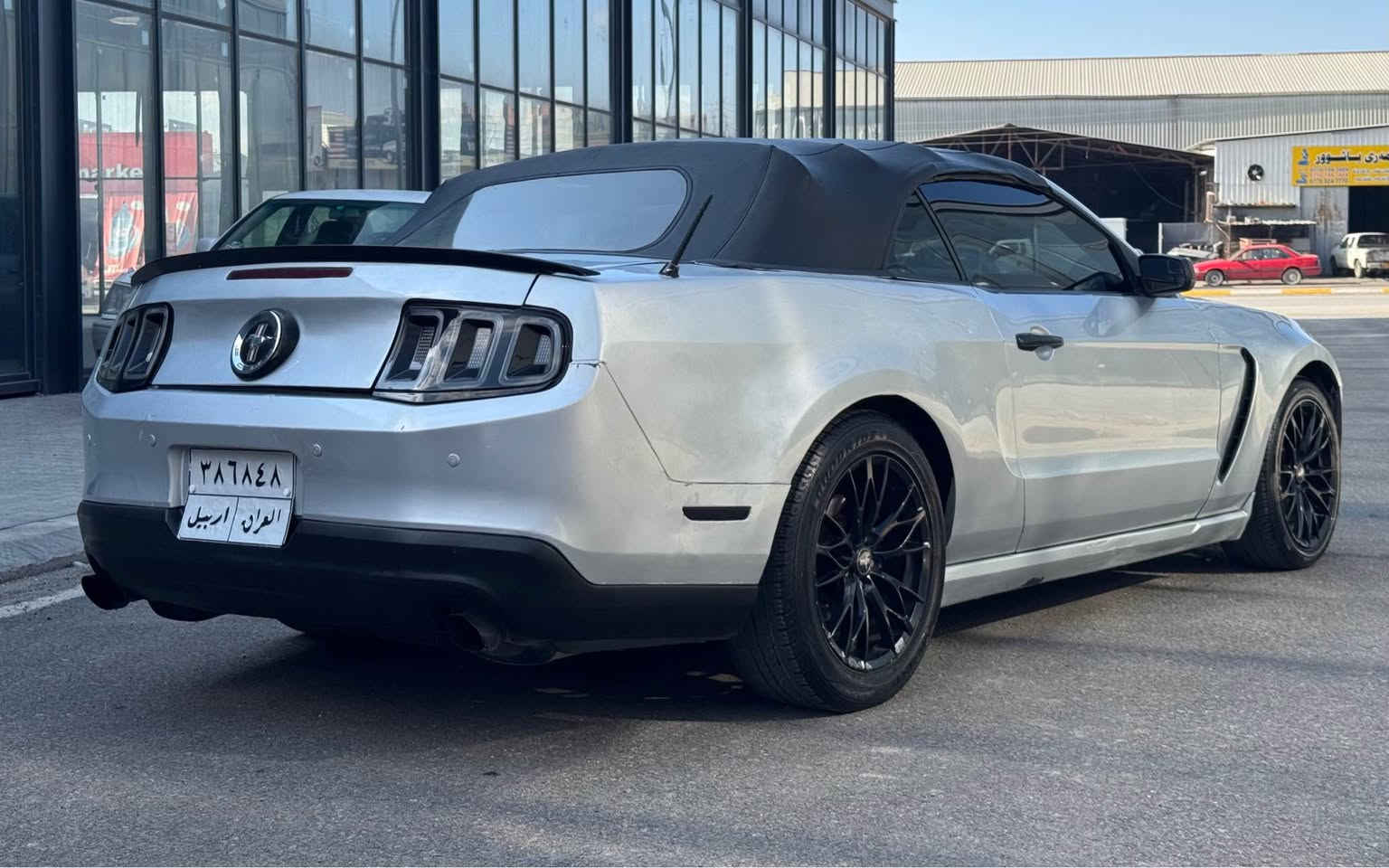 سلام عليكم

فورد موستنك 2011 3.7 

سياره مواصفات اعتيادي معروف 

عليه ادامه كامله من كل نواحي صدر امامي خلفي جدد كامل
منضومه احتراق جديد نوزلات-بلكات ريسنك-فيت بمب كامل

عليه دعاميه امامي GT 
لايت شكل ٢٠١٧
بك لايت سموك 2014
لدات دعاميه اوراكل LED 
كير و مكينه كفاله عامه دهن جديد هايدروليك كير جديد مع فلتر
كشف شغال نضيف 

سعر 78ورقه و بي مجال 

سياره تحويل وكاله غرامه بشرط رقم اربيل

سياره حزام صبغ  

موقع/مكان سياره سليمانيه 
للاستفسار ***********
*********** السليمانية, العراق
