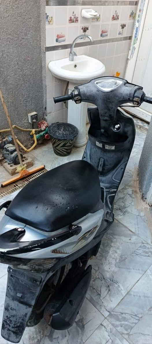 سلام عليكم دراجه ماكس للبيع كفاله عامه برغي ممفتوح بيهه السعر 750 وبيها مجال الرقم لاستفسار ***********
