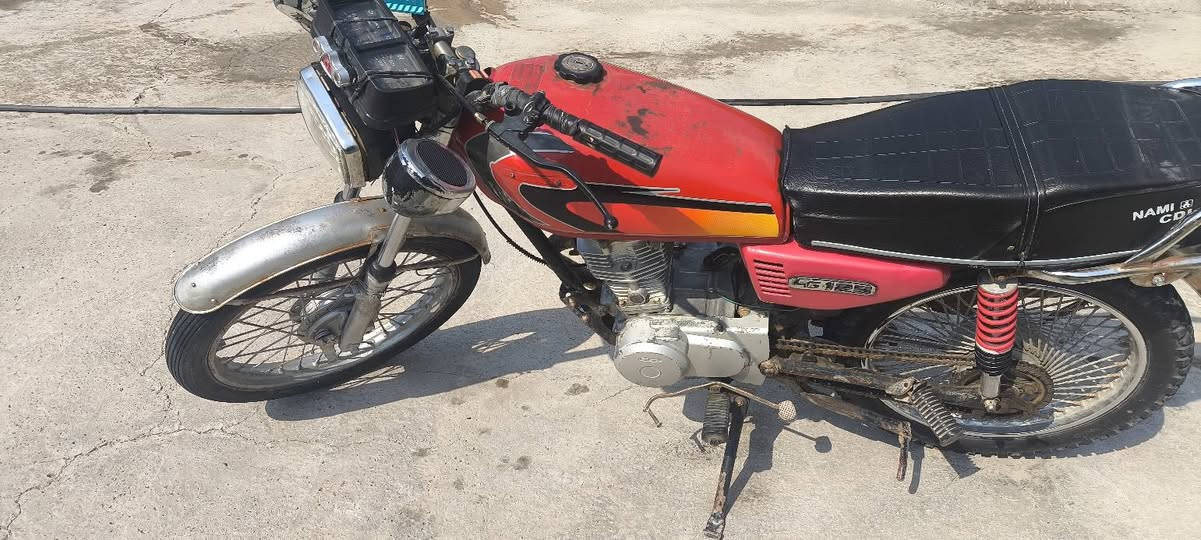 السلام عليكم دراجه اربعه كير كلك مكلف بل نشر سعر 200وبيه مجال مثل ما موضح بل صوره ل ***********
