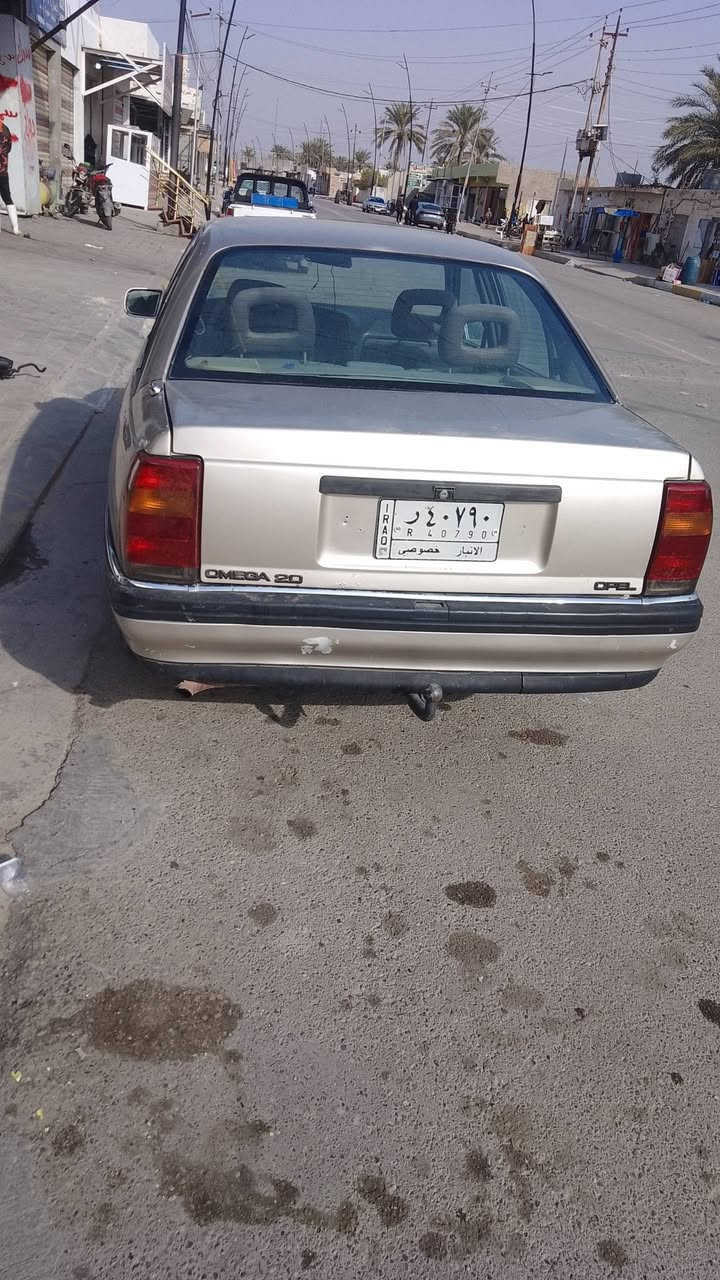 السلام عليكم اوبل اوميكه 93 أصل تبريد محرك 2000بلادي كير عادي سعر 33وبيهه مجال رماديالصوفيه رقم ***********
