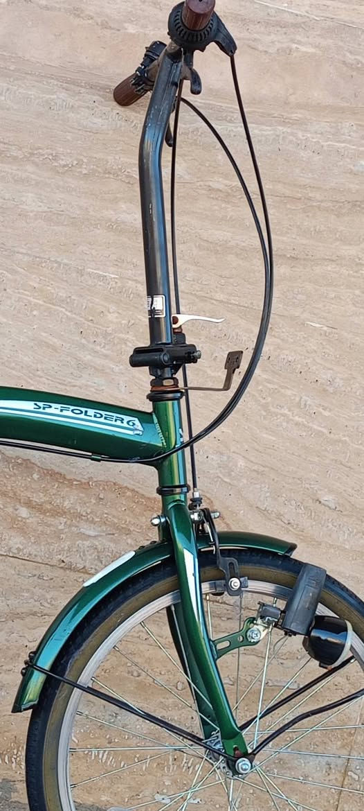 ━━━━━━━━━━━━━━━
🚴‍♂️🌟 السلام عليكم ورحمة الله وبركاته 🌟🚴‍♂️
🔹 دراجــة هــوائــيــة للبيــع 🔹 
✅ باله أصلي غير مستخدم 
✅ شرط الفحص والنظافة والضمان
✅ نظافة - 95%
🚲 النوع : يطبك
📏 الحجم : 20
⚙️ كير ست نمر
✨ الدراجة وضع شركة
🚚 تتوفر خدمة توصيل إلى جميع محافظات العراق 🇮🇶
📩 للاستفسار أكثر : خاص أو على الرقم
📞 ***********
💬 واتساب متوفر
📍 العنوان : كربلاء - طويريج
━━━━━━━━━━━━━━━
