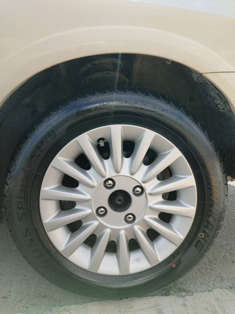 ویل کەپی سەنی بیلادی ناوپڕ بۆفرۆشتن یان بۆگۆڕینەوە بەویل کەپی تیجاری.تایەکانی حەفتەیەکە بەستومە تایی نایکنی عەسلیم بەستوە. ویلەکان بێ بۆیاخە یەک تاکیان شوختی هەیە.بێ تەقوی بێ خواری ویلەکان تابڵیت خاوێنوو جوانن هەر کەس مشتەریە لەخزمەتیام لەسلێمانی. *********** السليمانية, العراق
