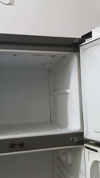 ثلاجة كبيرة • ثلاجة صغيرة • بيه مجال