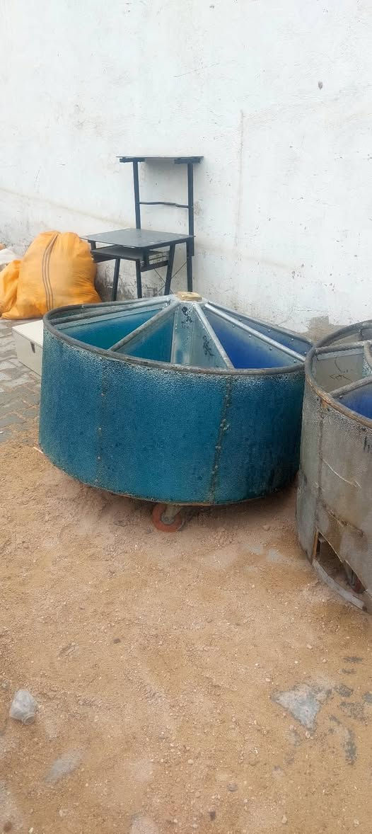 سلام عليكم عندي مال بقوليات ***********
