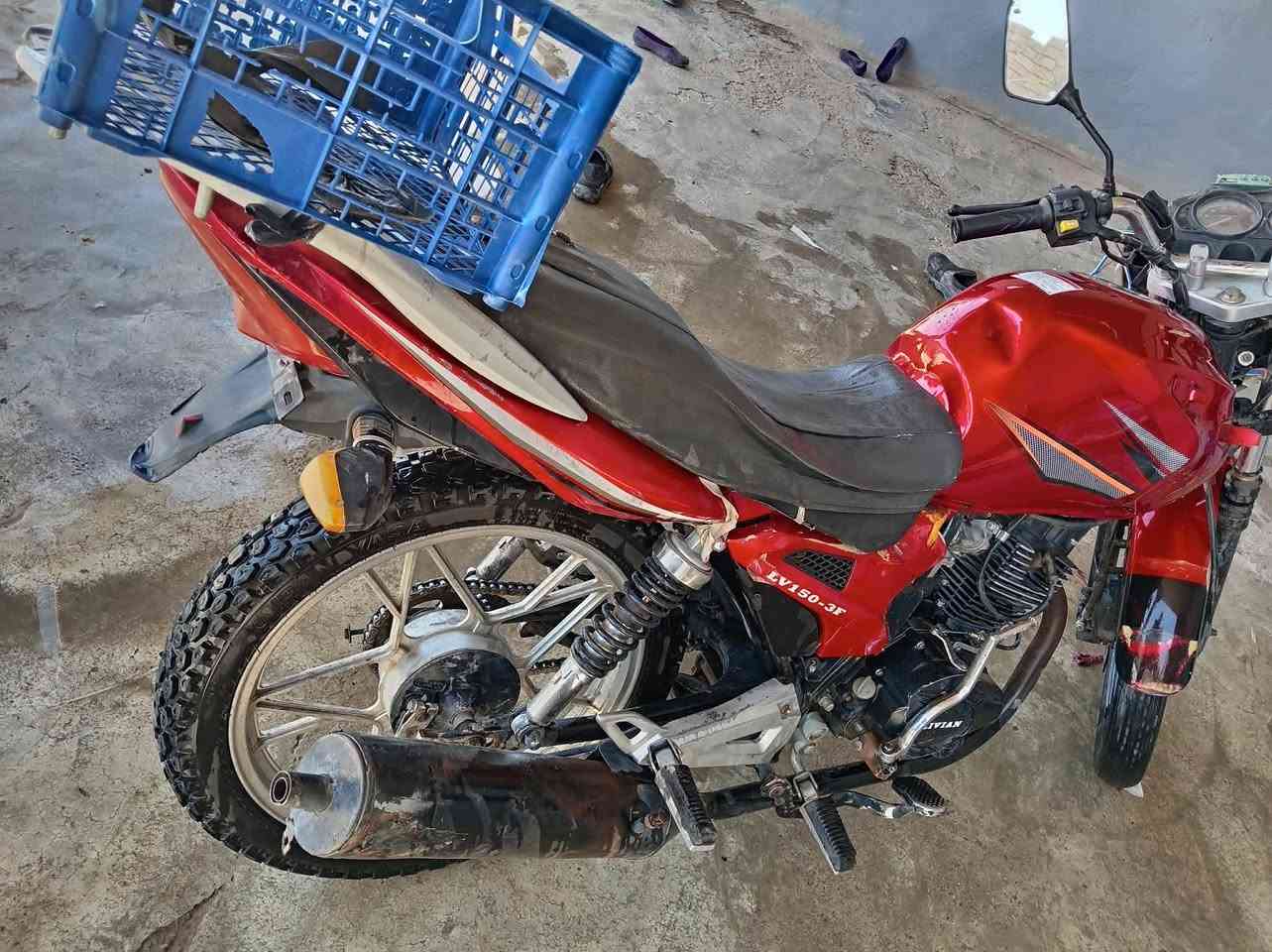 ماطور خمسه كير موديل 20السعر 350وبيه مجال مكاني الحويجه داخل لتصال ***********
