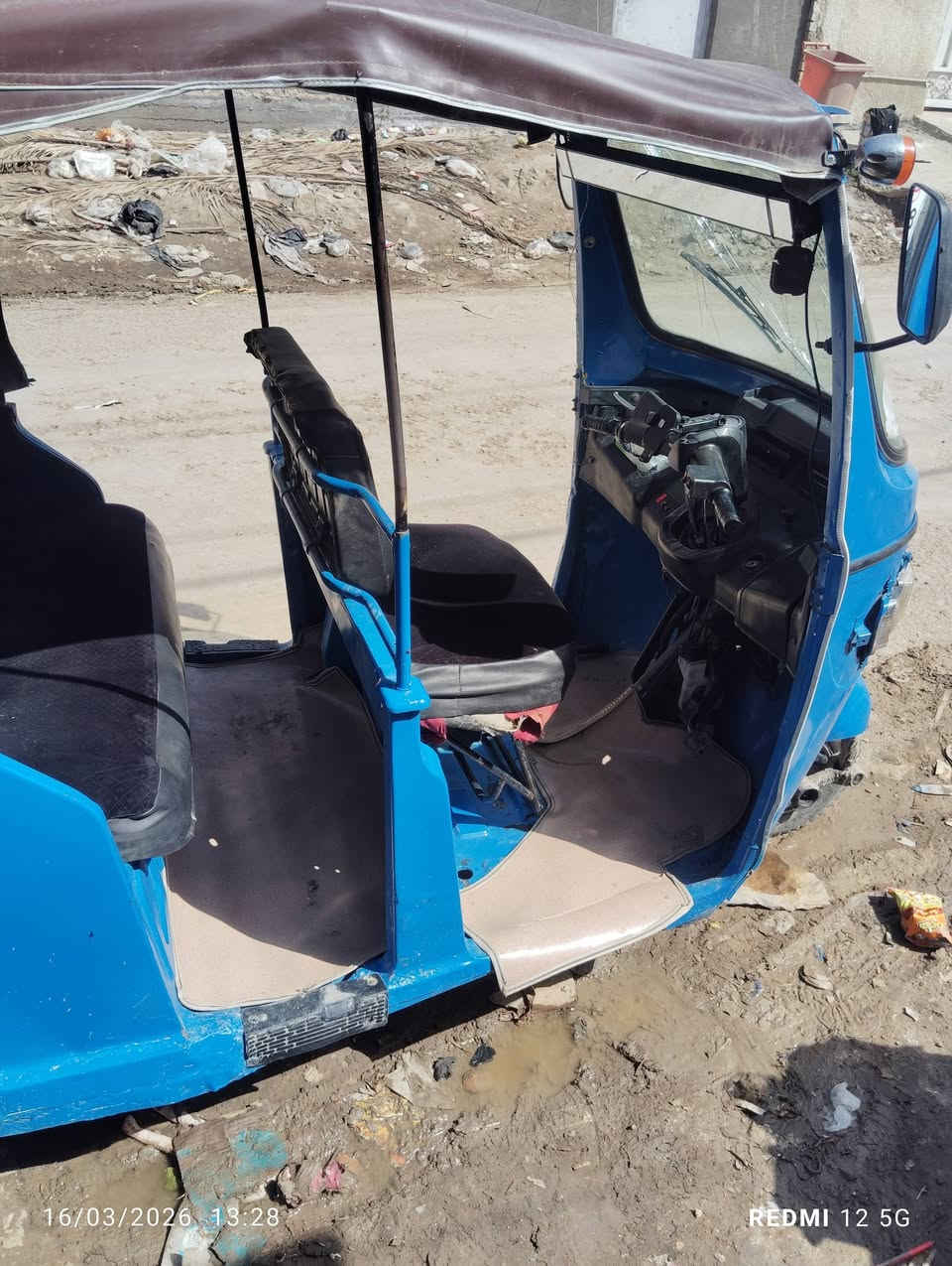 مديل عشرين. بدون وراق  سعر 1800 وبيهه مجال قليل
***********
