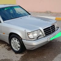 اخوان  مارسدس دب مصبوغه عام موديل 1991 سياره نظيفه رقم بغداد  مشروع وط...