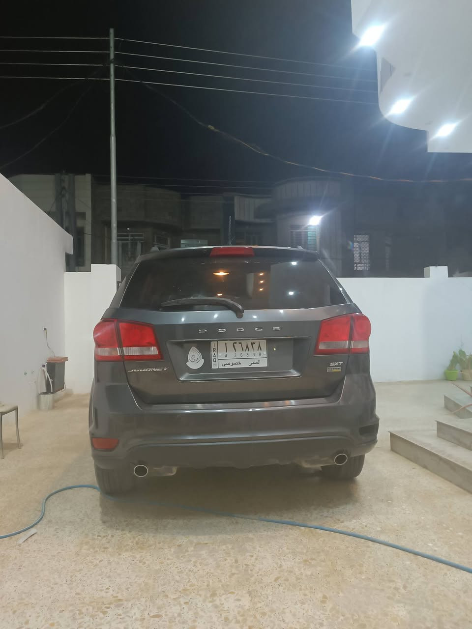 جورني للبيع موديل 2016 مكينه 3600 السيارة كدامك هي وسونارها السيارة كاعدة بس عايزها بعض بعض بعض الملاحضات.. صدر امامي خلفي جديد قبل شهر بدلته تخم تاير جديد سنوية ساقطه يرادلها تجديد ع تحويل تجدد صاحبها موجود بلمثنى يحولك مباشر ثانوي يوم يحول.. السعر 117 وبيها مجال بسيط .. علماً مكان السيارة سامراء ***********
