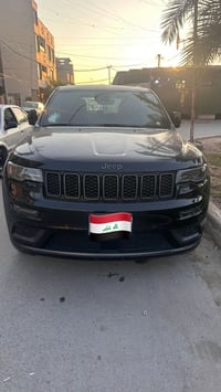 جراند شيروكي اوفرلاند • ٢٠١٨ • ٩٢ الف مايل